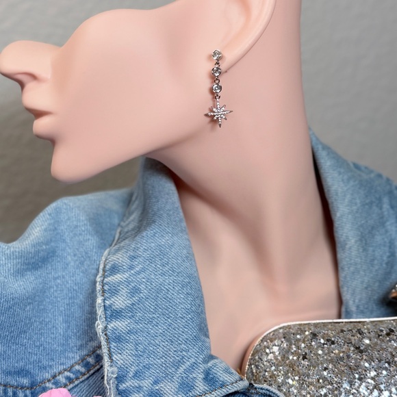 Chic Silver Star Dangle Earrings with Cubic Zirconia 💎💫 - Picture 1 of 7